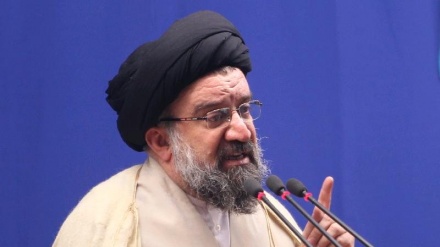 Ayatullah Khatami: Adui anafanya njama za kulivunja moyo taifa la Iran
