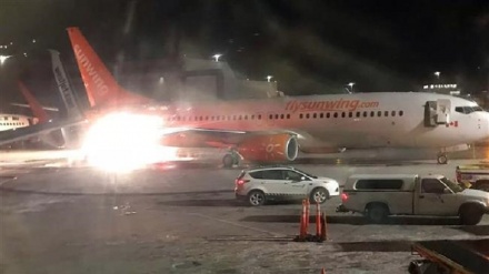 Two airplanes collide on ground at Toronto airport