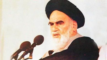 د ایران چارواکو له امام خمینی رح سره بیا بیعت وکړ