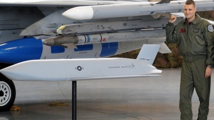 アメリカが、日本への空対空ミサイルの輸出を決定