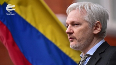 WikiLeaks, Assange era impegnato nello spionaggio 