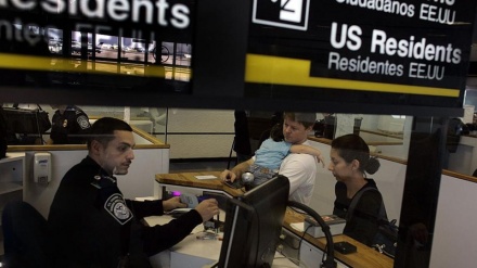  美国取消11国难民入境禁令