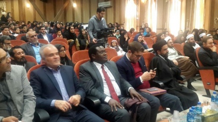 سازمان ملل: ایران بیش از میزان مشخص شده به پناهندگان خدمات ارائه می کند 