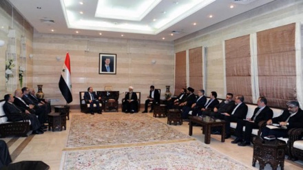 Suriye başbakanı: İranlı firmalar Suriyenin yapılanmasında ilk sırada