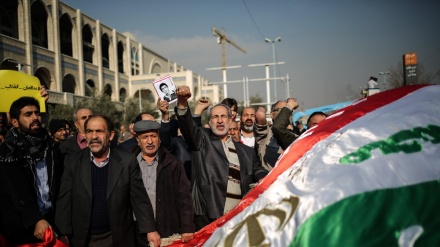 (FOTO) Tehran, manifestazione contro i disordini - 1