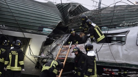 Several killed, 13 injured as train derails near Milan