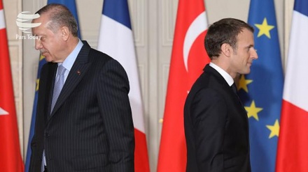 Emmanuel Macron: Evoluções recentes na Turquia impedem qualquer avanço em adesão à UE