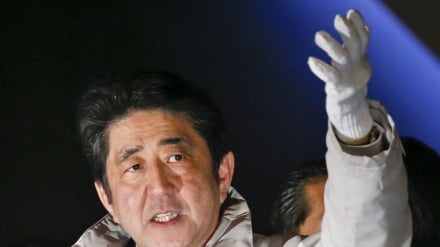 Missione di Abe in Europa orientale rilancia la strategia del Giappone