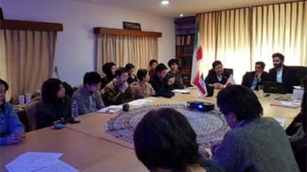 日本で、「革命勝利後のイラン」セミナーが開催