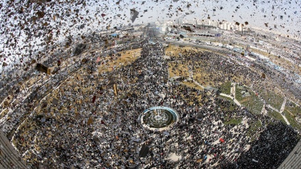 Vue de la présence des Iraniens dans la marche de l'anniversaire de la Révolution islamique 