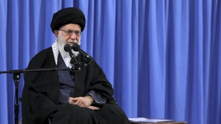 Rahbar: Bersandar kepada Asing, Berbahaya