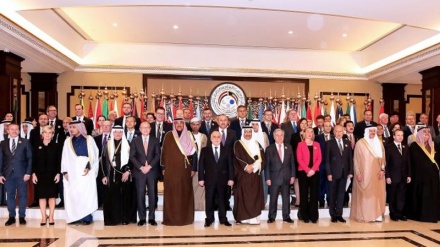 Kuveytədə İraği obdon əkə iclos; Zərif de Moqerini vindemonış kardə.