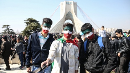 Speciale me rastin e përvjetorit të fitores së Revolucionit Islamik të Iranit