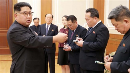 PM Jepang Tertarik untuk Bertemu Kim Jong-un