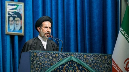 Na'ibin Limamin Juma'ar Tehran: Shekaru 40 Kenan Al'ummar Iran Suke Tinkarar Ma'abota Girman Kai