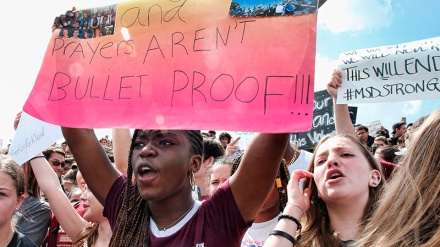 ABD'de silahlı şiddete karşı protesto gösterileri devam ediyor