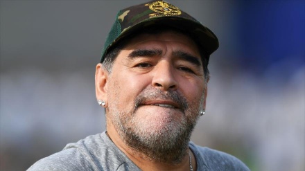 Otto medici e infermieri verranno processati per la morte di Diego Armando Maradona