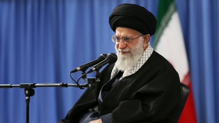 昨年のアメリカ大統領の反イラン的行動（音声）