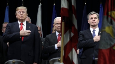 Duel Trump Vs Memo Rahasia FBI