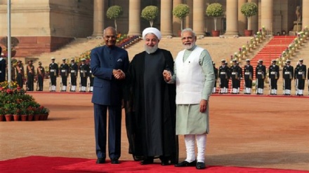 O premiê indiano recebe oficialmente o presidente Rouhani