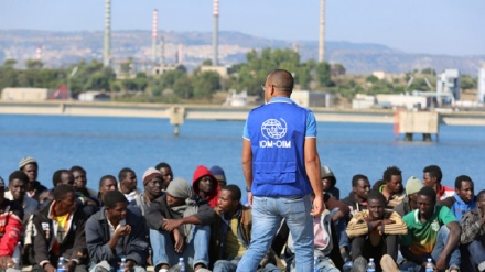 Migranti, in un anno +140% arrivi in Mediterraneo 