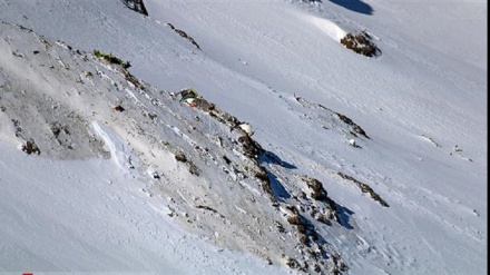 イスラム革命防衛隊の報道官、「墜落したＡＴＲ型機の残骸が発見」（動画）