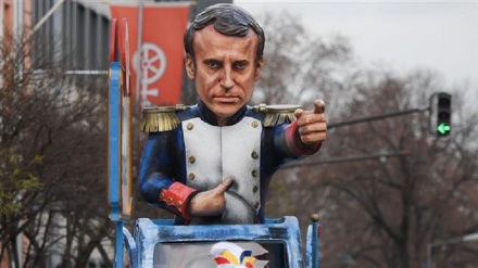 フランス大統領、「シリア政府の化学兵器使用が証明されれば、シリアを攻撃」