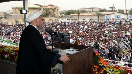 Ҳасан Руҳоний: Эрон ўзининг мудофаа қудрати учун ҳеч ким билан музокара ўтказмайди 