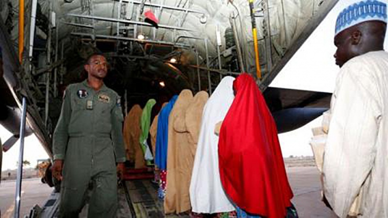 Najeriya : An Mika 'Yan Matan Dapchi Ga Hannun Iyayensu