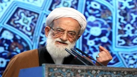 خطیب نماز جمعه تهران: دشمنان از راه‌های مختلف درصدد ضربه زدن به نظام اسلامی هستند