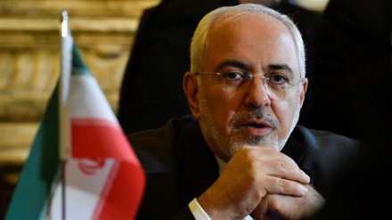 Zarif denuncia ipocrisia USA su missili Iran