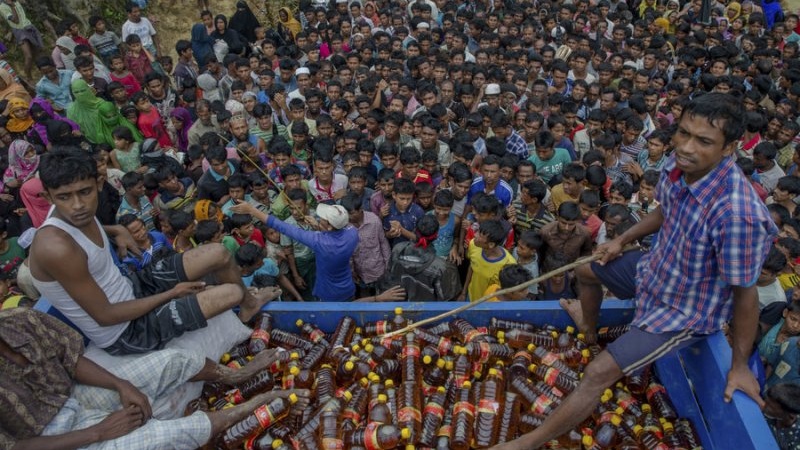 Bangladeş, Arakanlı müslümanları ıssız adaya yerleştirmek istiyor