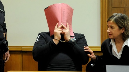 ドイツの元看護師が９７人の殺害を理由に、裁判所に出廷