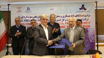 India’s OVL signs $900 million Iran oilfield deal