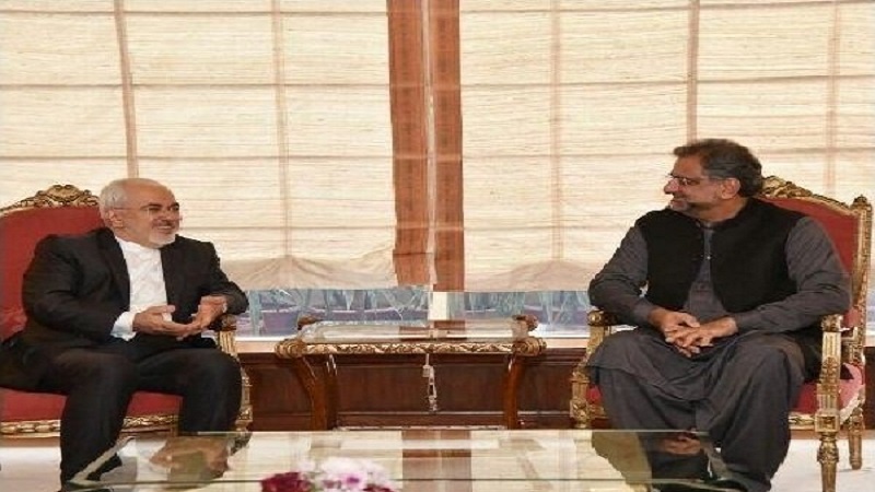 دیدار وزیر امور خارجه ایران با نخست وزیر پاکستان 