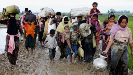 国連がミャンマーのロヒンギャ族難民の居留地の移転を求める