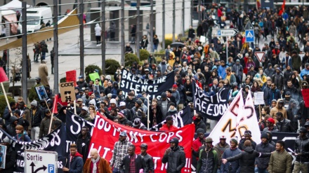 Berna: manifestazioni contro nazismo