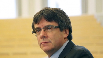 El Gobierno rechaza la mesa de diálogo que pretende Puigdemont y pide la abstención a PP y Cs