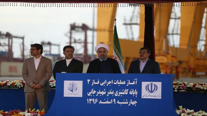 روحانی: بندر شهیدرجایی، بندر راهبردی ایران است