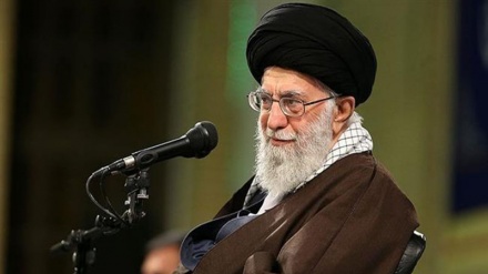 O líder do Irã: a bandeira da supremacia cultural e identidade das mulheres estão nas mãos das mulheres iranianas (+fotos)