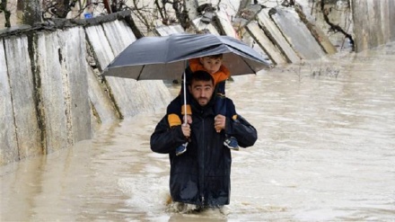 Floods trap hundreds in northern Albania