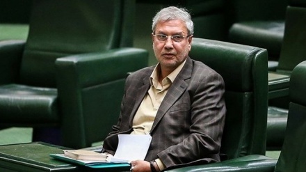 イラン国会、現職の協同組合・労働・社会福祉大臣を信任