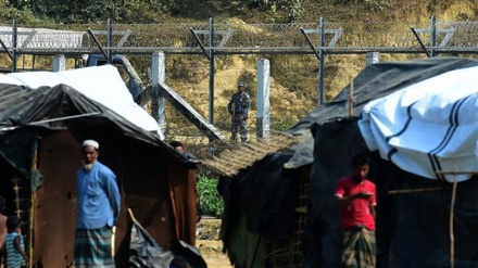 Monsoon floods threaten 100,000 Rohingya refugees in Bangladesh