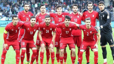 サッカーイラン代表、アルジェリアに勝利