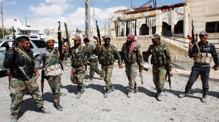 Teröristlerin Şam'a saldırıları sürüyor