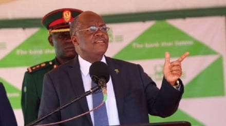 Magufuli awajibu maaskofu, awataka wahubiri viwanda na si mambo mengine