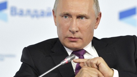Putin urges Washington to send hard evidence for meddling allegations