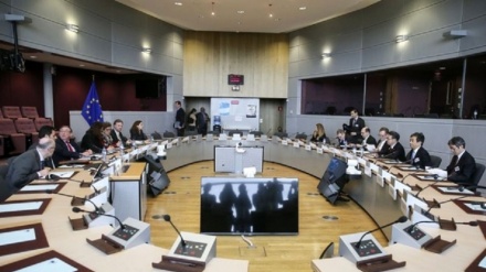アメリカ通商代表が日本とＥＵの高官と会談