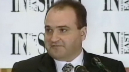 Beziehung zwischen George Nader und Spendesammler der Trump Wahlkampagne aufgedeckt