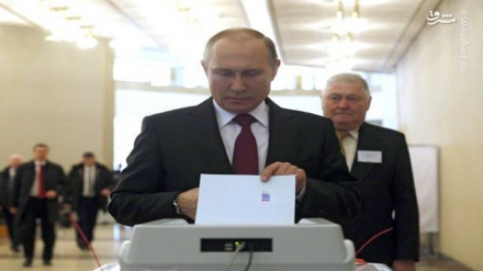 Putin Unggul dalam Perolehan Suara Pilpres Rusia